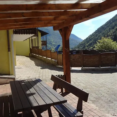 Ai Tovi Lejlighedshotel