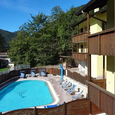 Ai Tovi Lejlighedshotel 2*